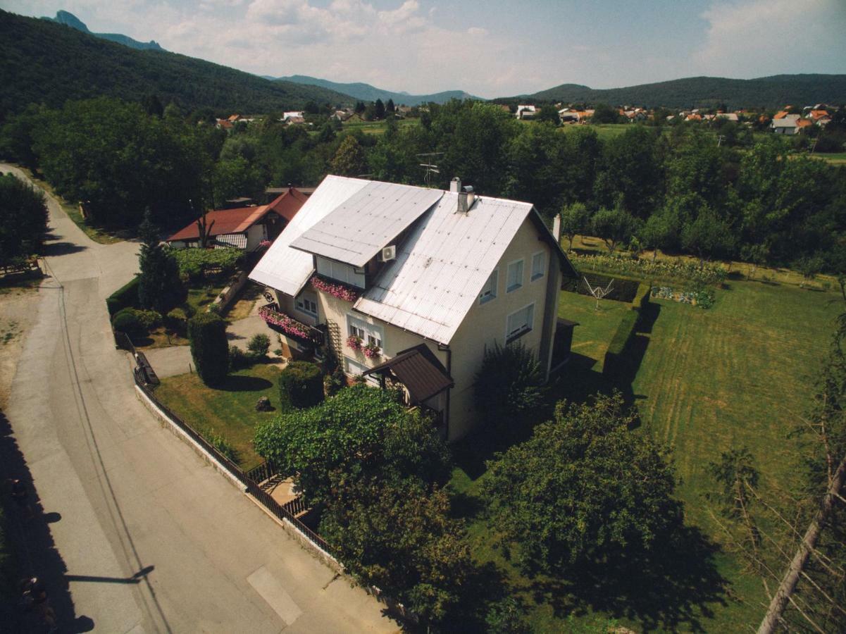 Apartman Belin Ogulin Extérieur photo